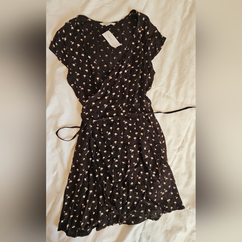 American Eagle Outfitters Black Floral Midi Dress